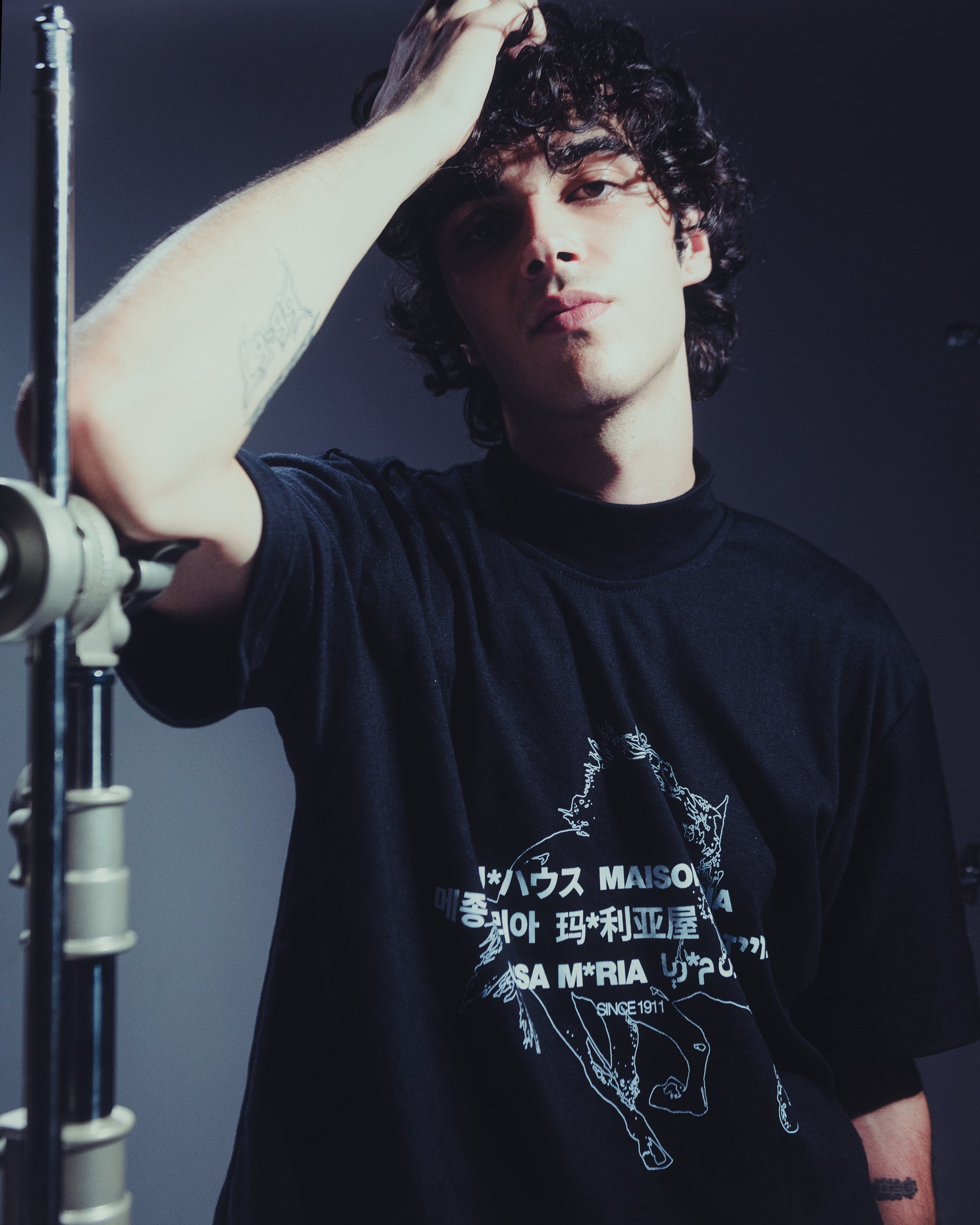 メゾンマリア  - T-Shirt